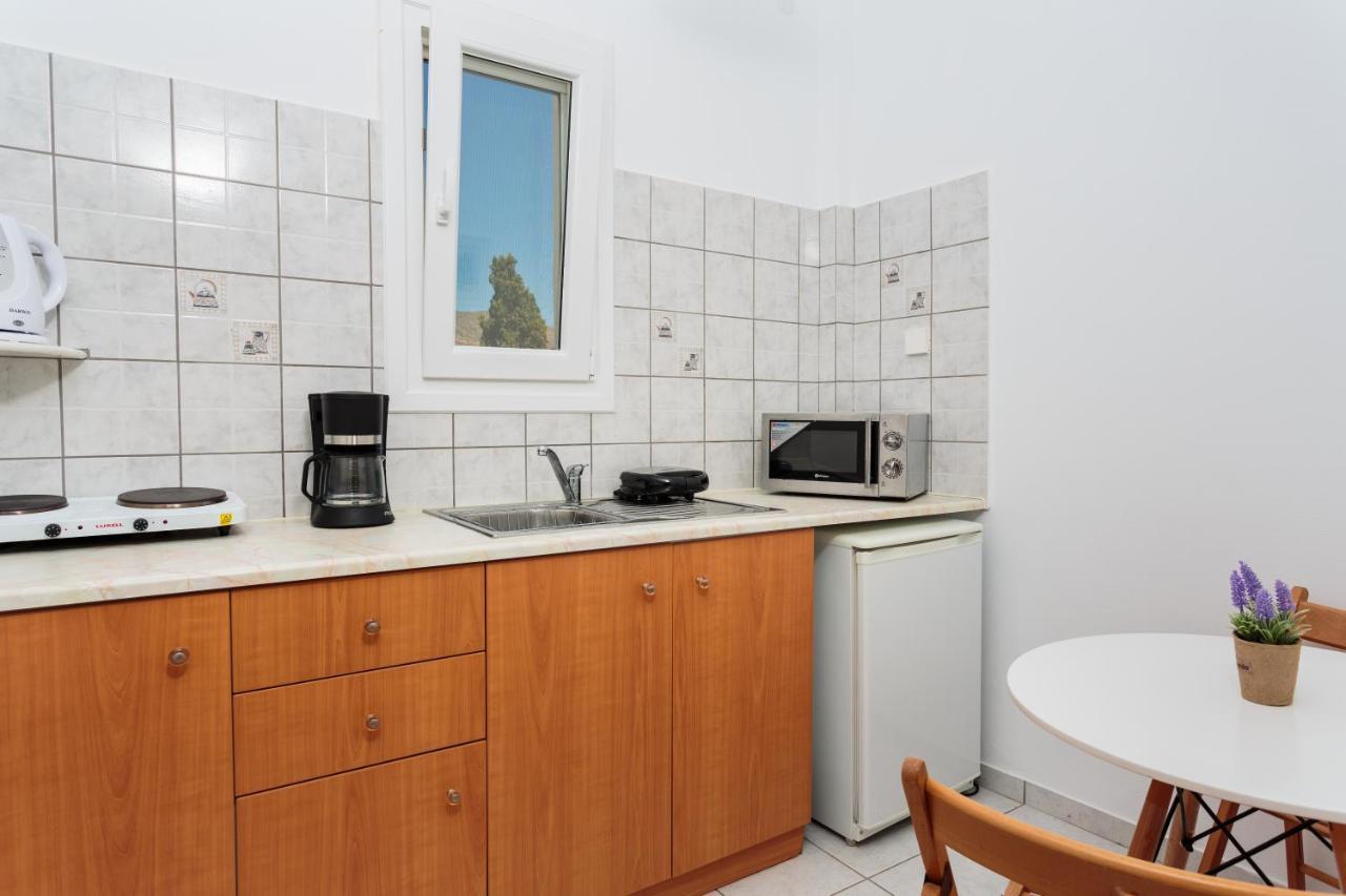 Tzane Studios & Apartments - Steps Away From Golden Beach Chrisi Akti  Buitenkant foto