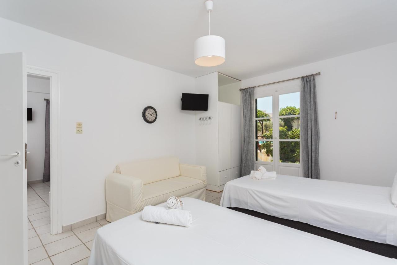 Tzane Studios & Apartments - Steps Away From Golden Beach Chrisi Akti  Buitenkant foto
