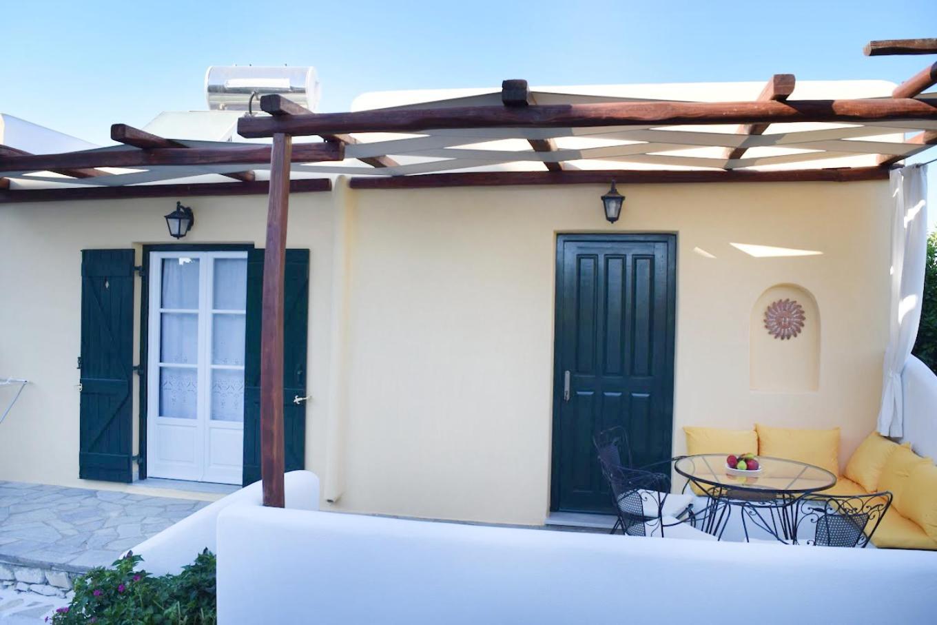 Tzane Studios & Apartments - Steps Away From Golden Beach Chrisi Akti  Buitenkant foto