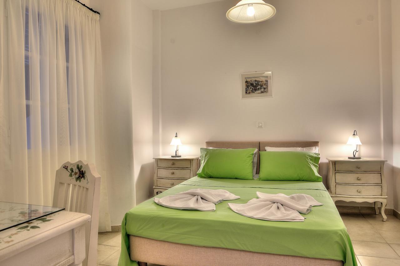 Tzane Studios & Apartments - Steps Away From Golden Beach Chrisi Akti  Buitenkant foto